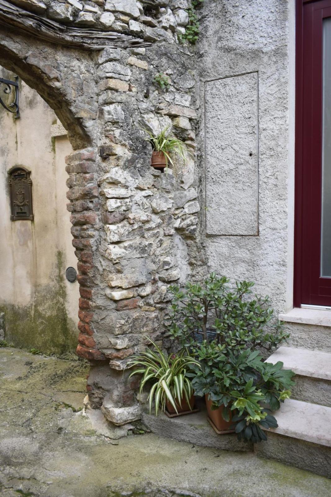 Appartamento Anna Brenzone sul Garda Exterior foto