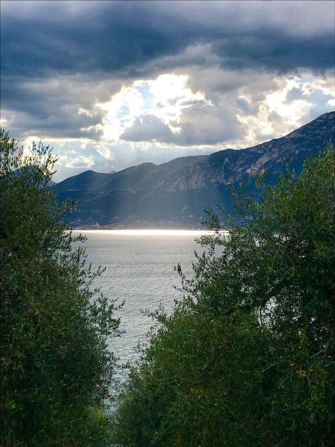 Appartamento Anna Brenzone sul Garda Exterior foto